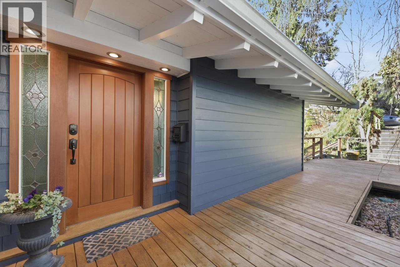 145 E Kensington Road, North Vancouver, British Columbia  V7N 1P2 - Photo 6 - R3095953