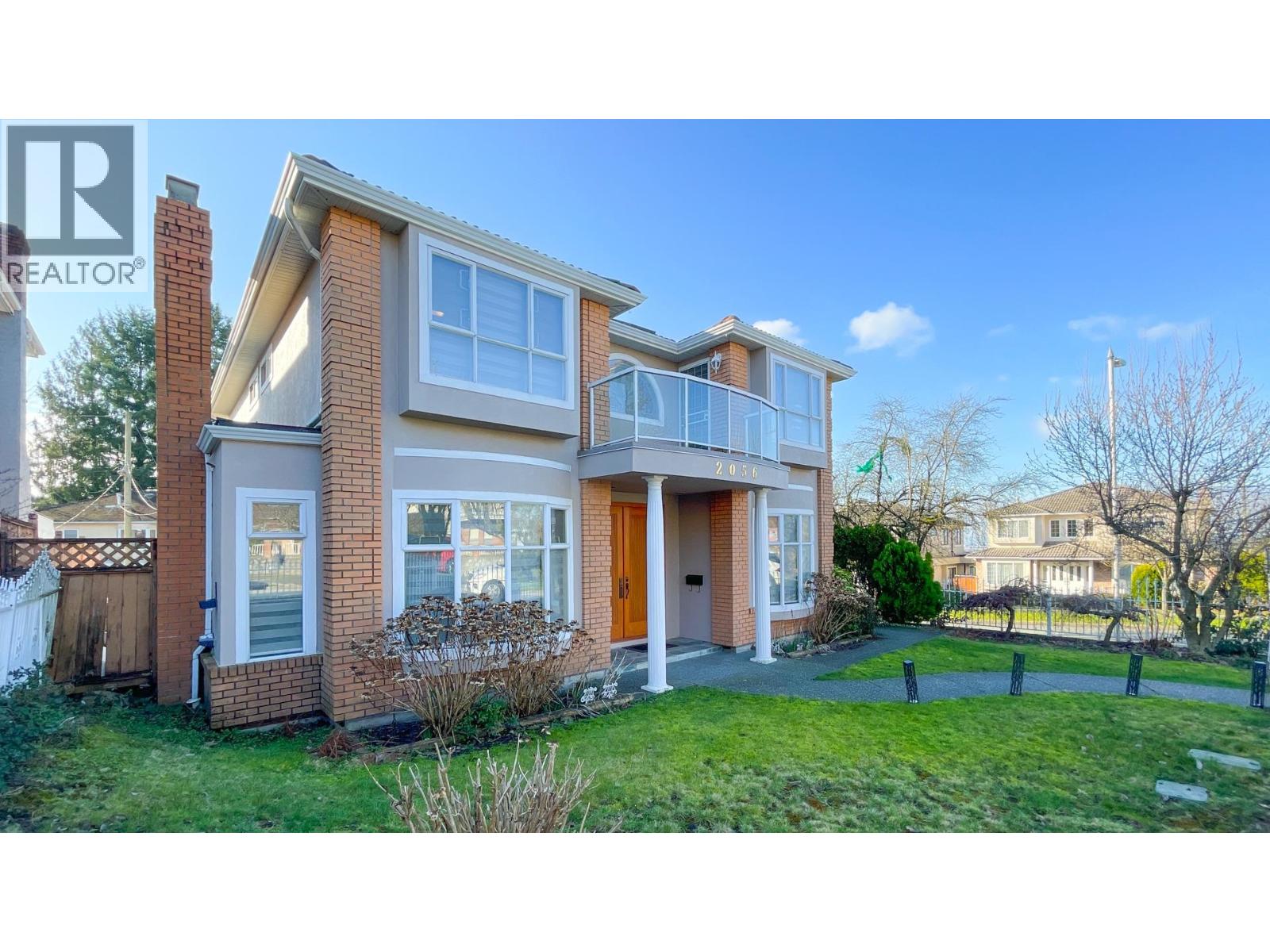 2056 Scarboro Avenue, Vancouver, British Columbia  V5P 2L3 - Photo 2 - R3095962