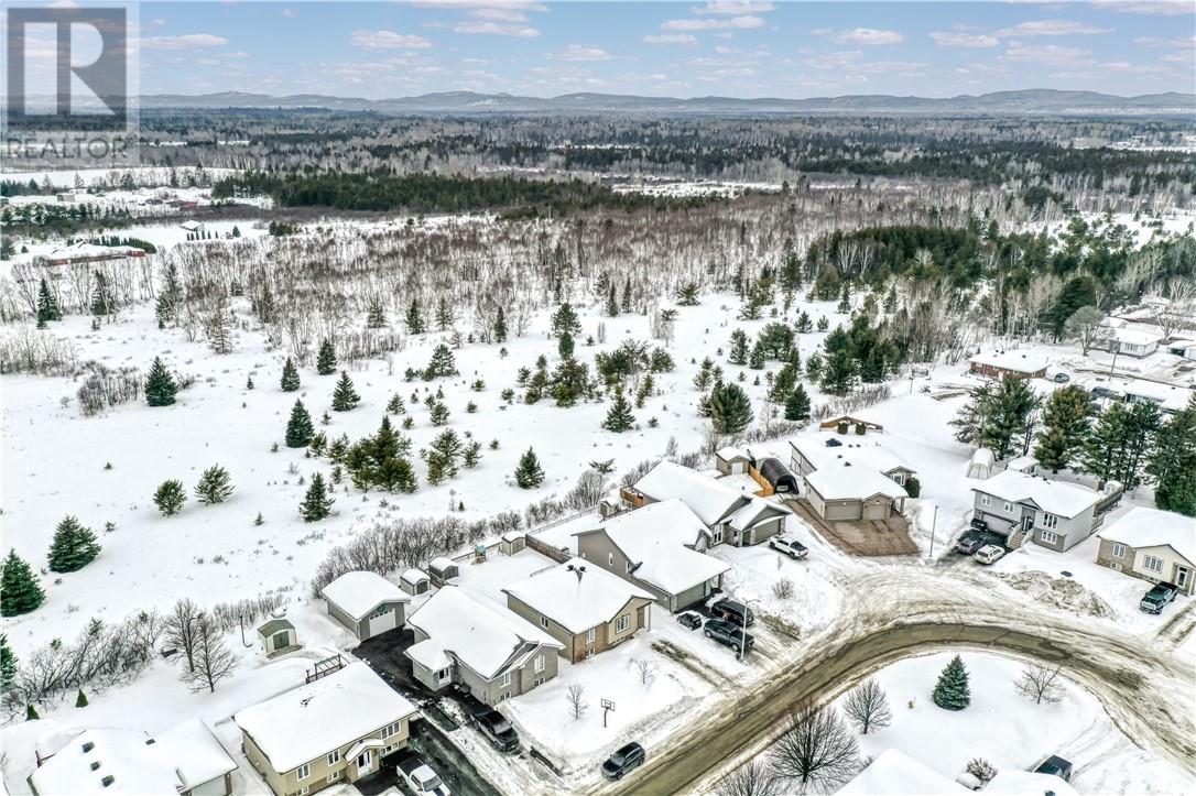 4597 Beaudelaire Court, Val Therese, Ontario  P3P 1S3 - Photo 37 - 2126661