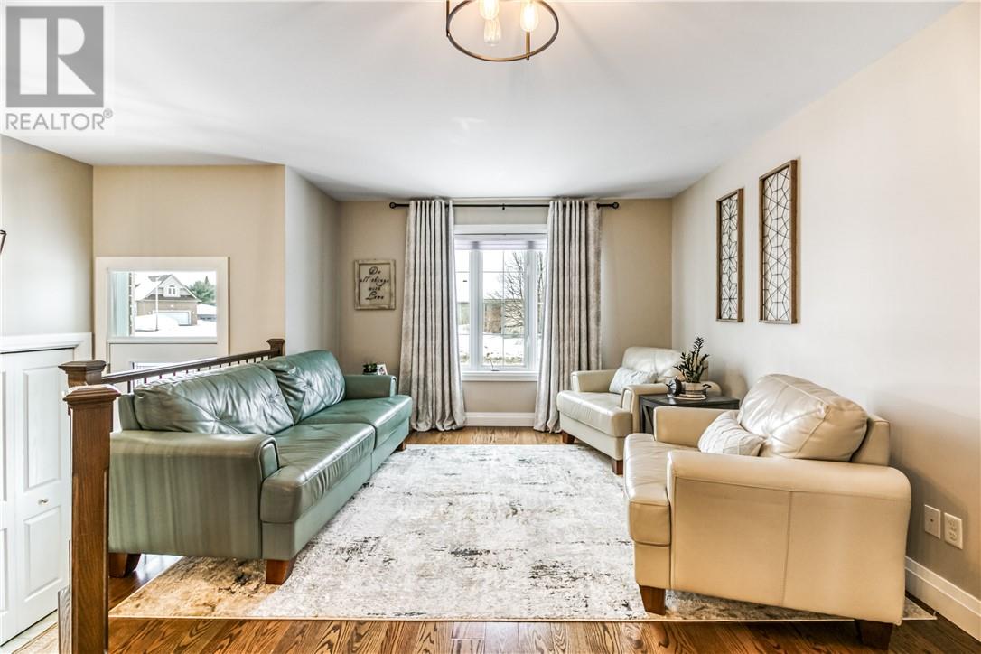 4597 Beaudelaire Court, Val Therese, Ontario  P3P 1S3 - Photo 5 - 2126661