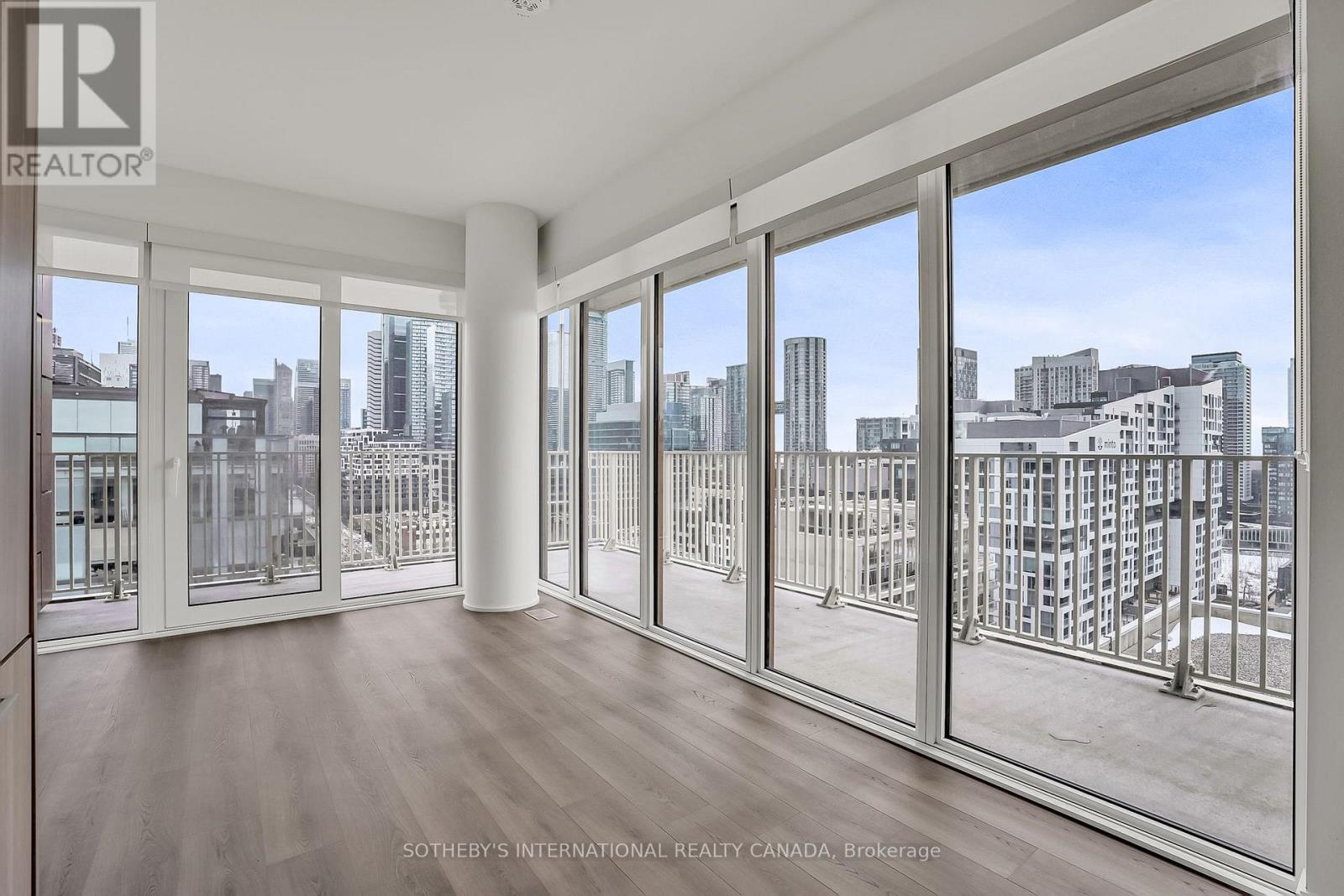 1416 - 88 Bathurst Street, Toronto, Ontario  M5W 0W8 - Photo 5 - C12845082