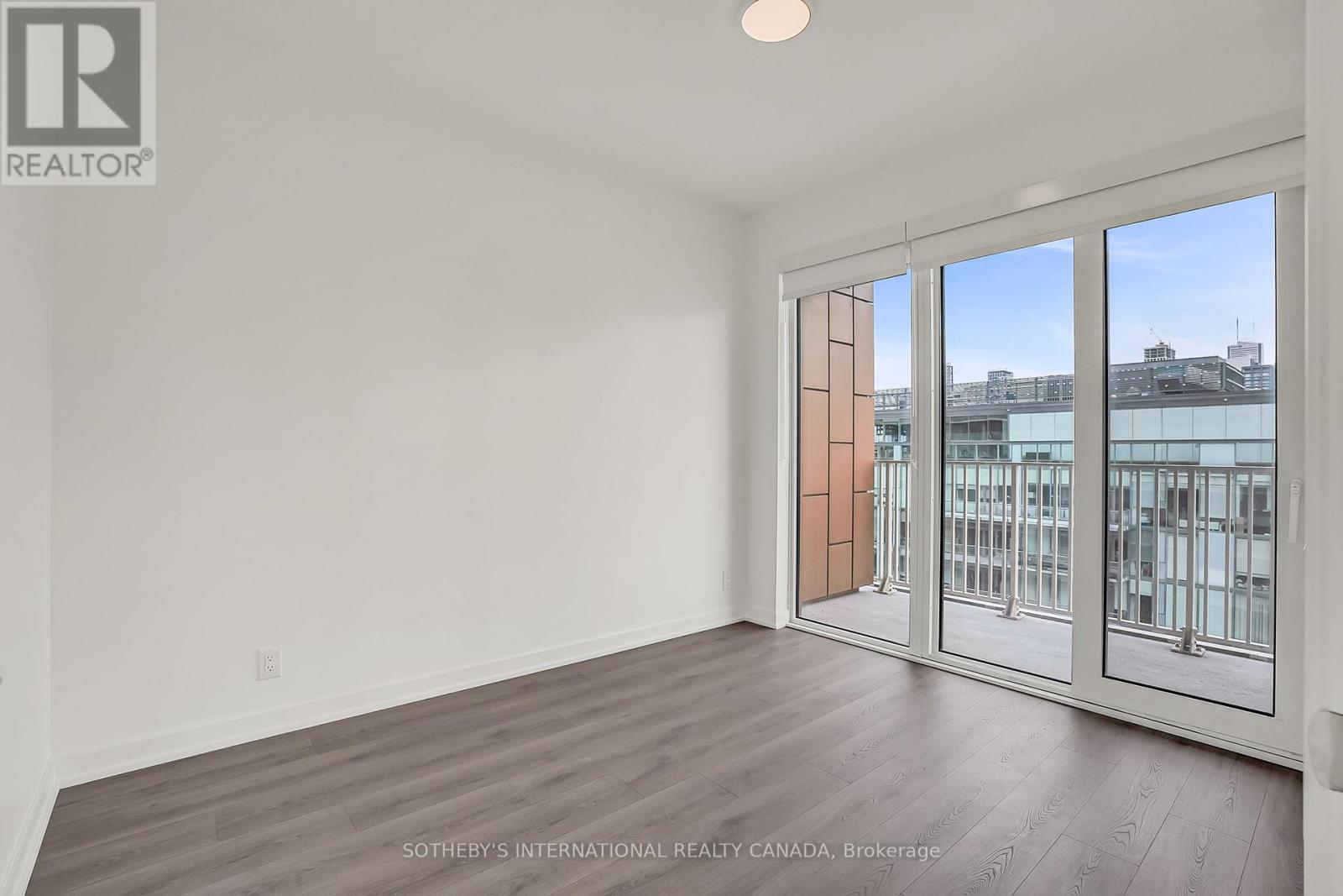 1416 - 88 Bathurst Street, Toronto, Ontario  M5W 0W8 - Photo 8 - C12845082