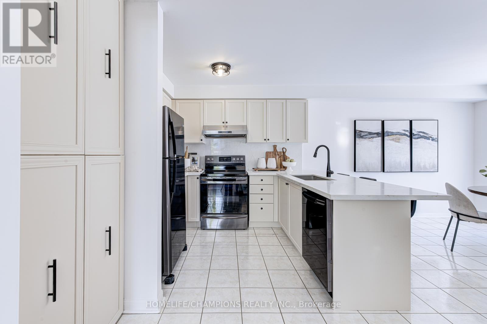 24 Juneau Crescent, Whitby, Ontario  L1R 3A3 - Photo 11 - E12845094