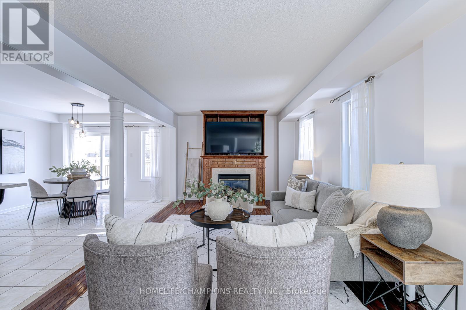 24 Juneau Crescent, Whitby, Ontario  L1R 3A3 - Photo 7 - E12845094