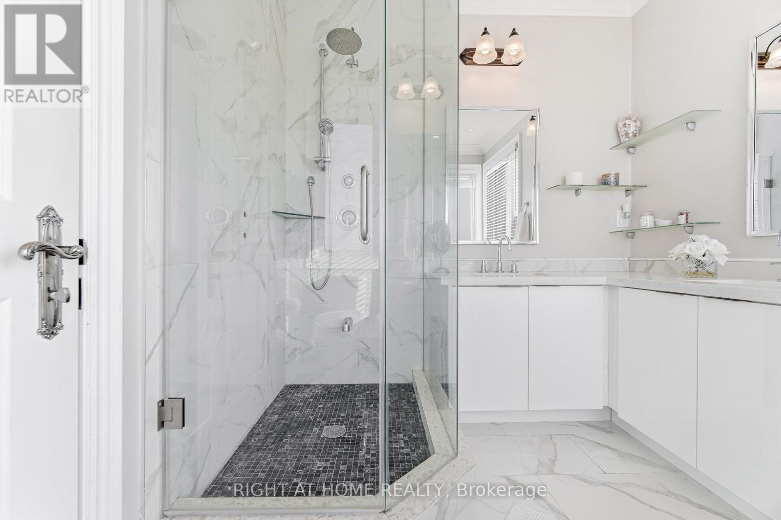 386 Kennedy Road, Toronto, Ontario  M1K 2A6 - Photo 28 - E12845112