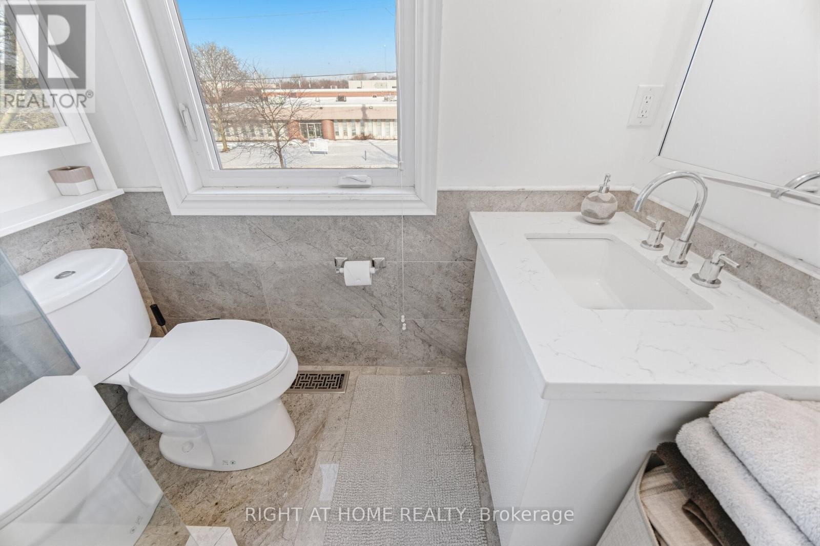 386 Kennedy Road, Toronto, Ontario  M1K 2A6 - Photo 37 - E12845112