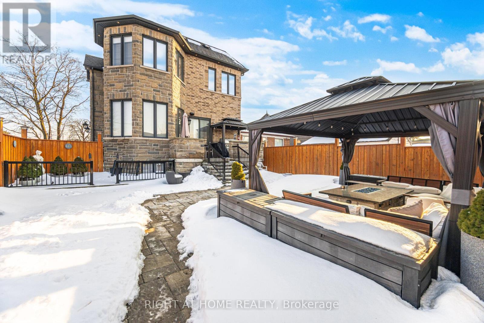386 Kennedy Road, Toronto, Ontario  M1K 2A6 - Photo 48 - E12845112