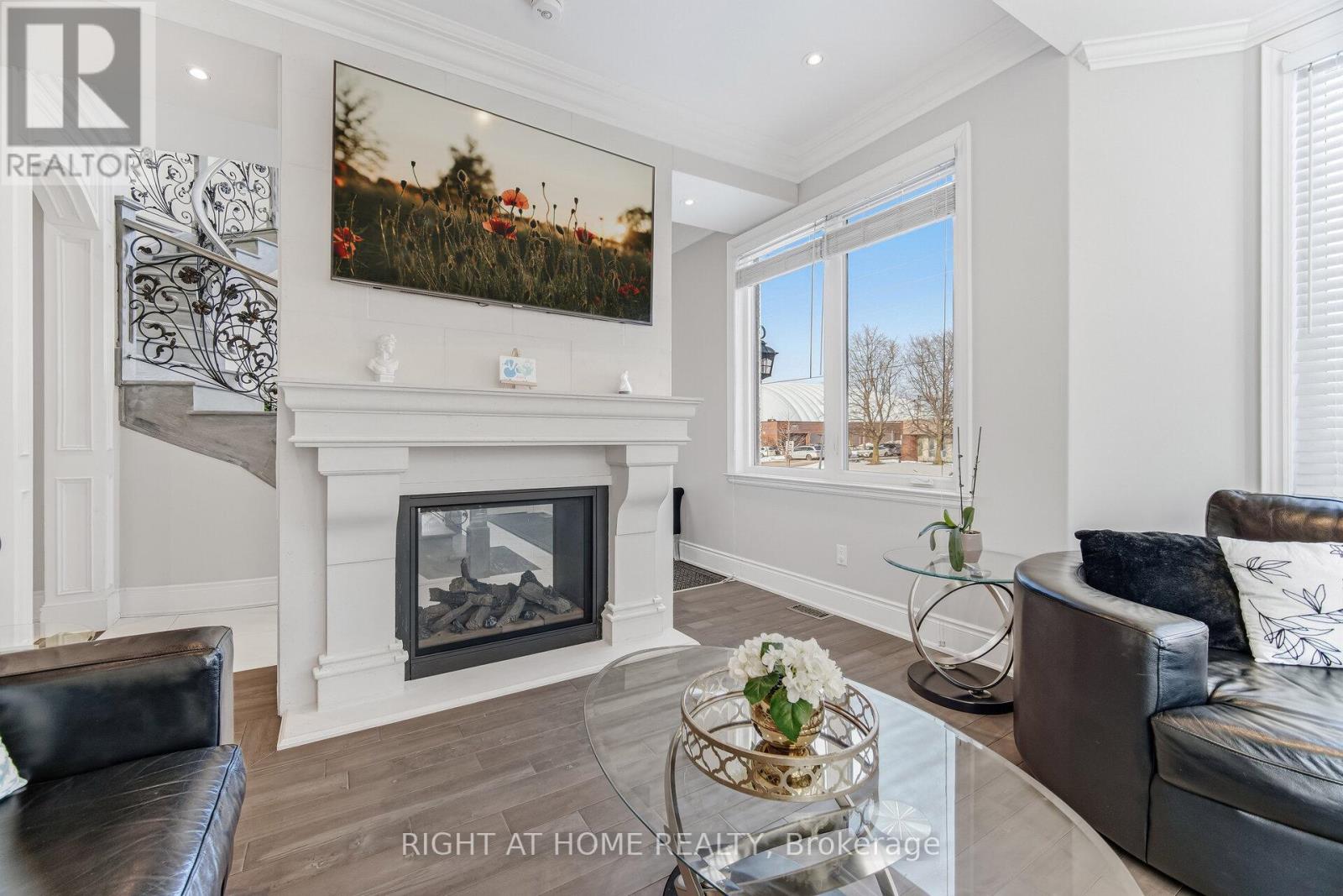 386 Kennedy Road, Toronto, Ontario  M1K 2A6 - Photo 6 - E12845112