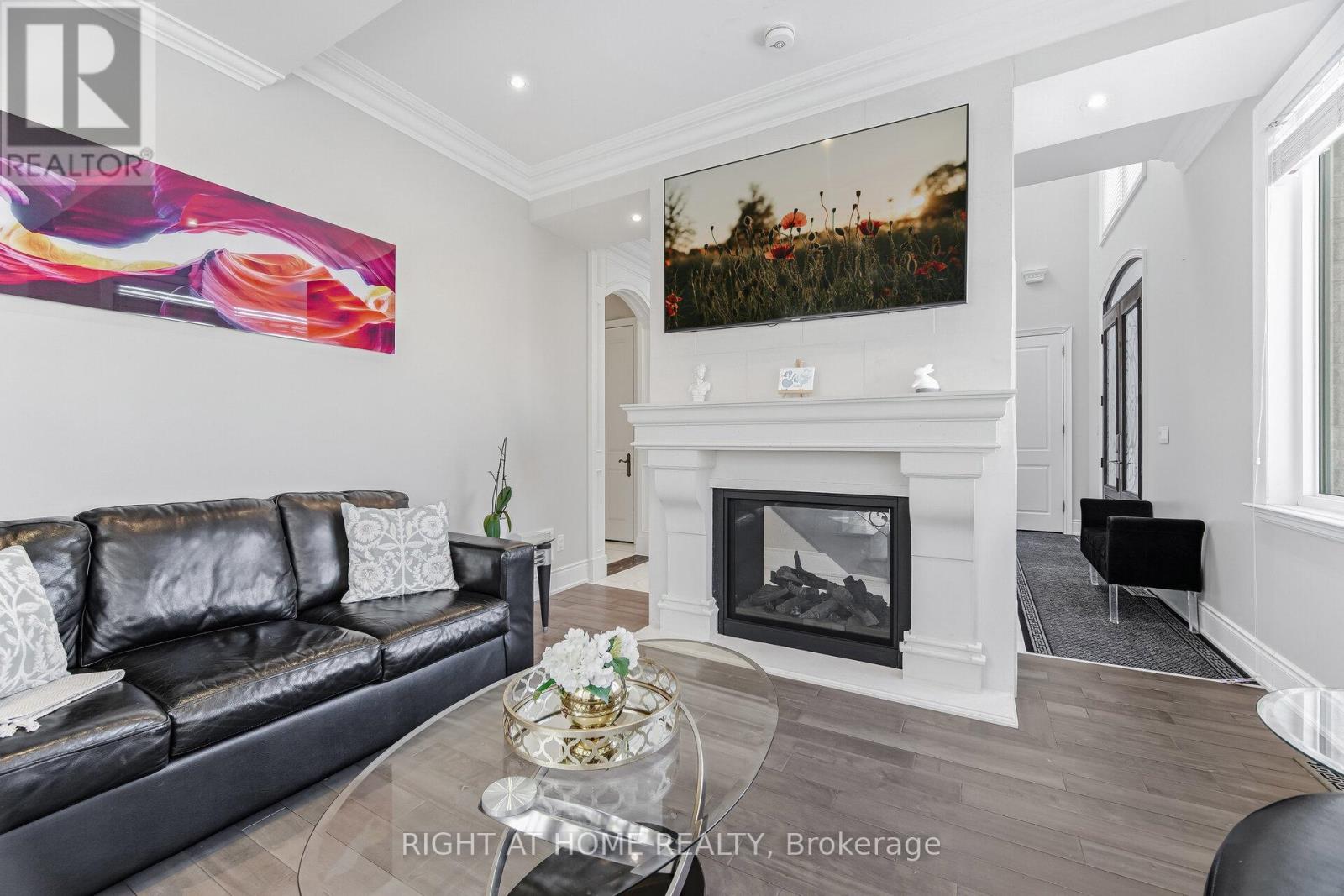 386 Kennedy Road, Toronto, Ontario  M1K 2A6 - Photo 8 - E12845112