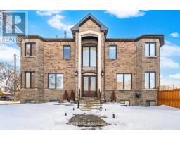 386 KENNEDY ROAD, Toronto, Ontario