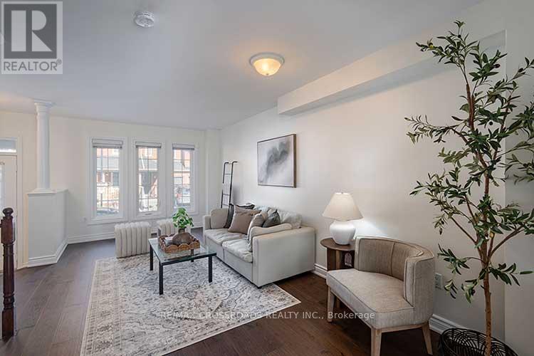 To39 - 39 Torr Lane, Ajax, Ontario  L1S 7N1 - Photo 3 - E12845120