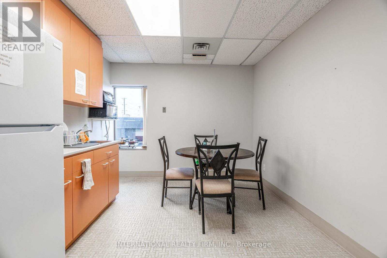 714 York Street 716 York Street, London East, Ontario  N5W 2S8 - Photo 8 - X12844026