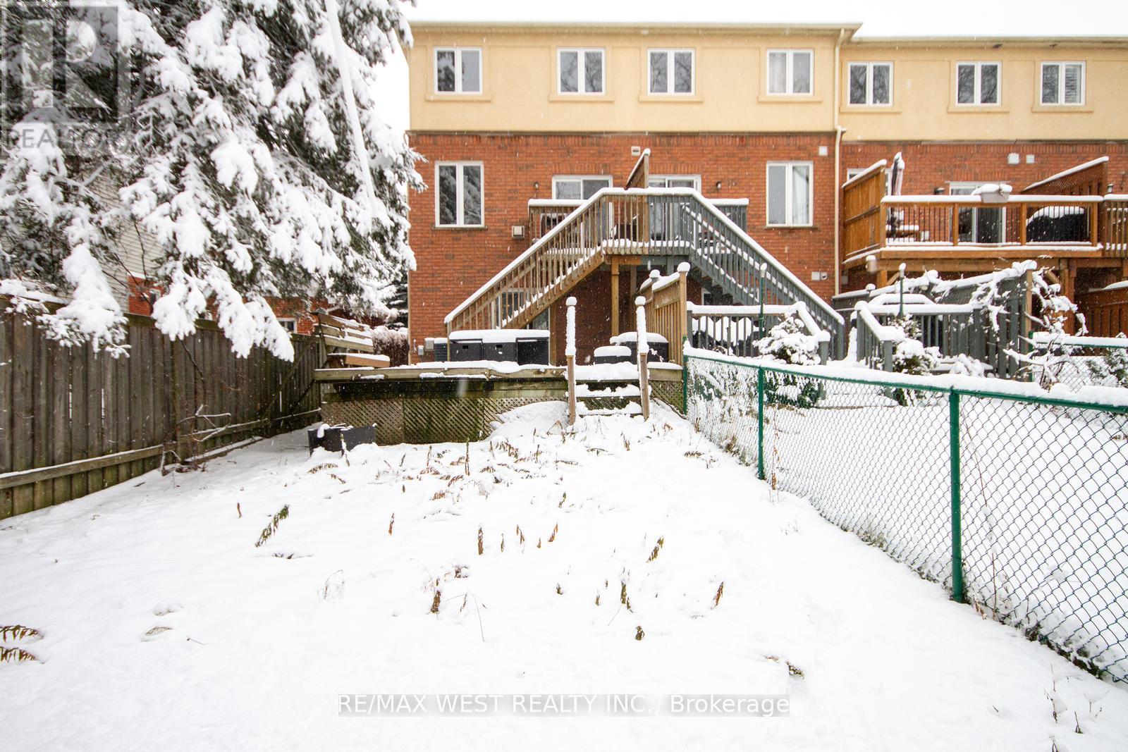 104a Benson Avenue, Richmond Hill (Mill Pond), Ontario  L4C 4E7 - Photo 36 - N12845076