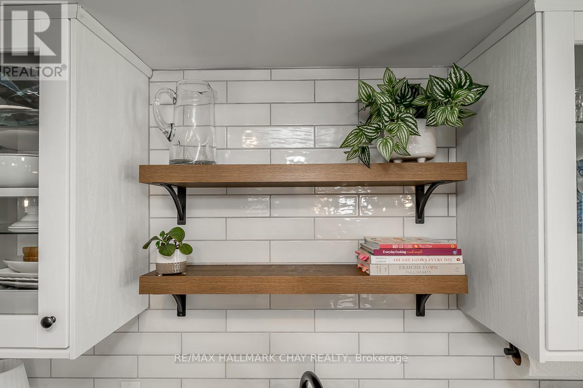 29 Shaw Crescent, Barrie, Ontario  L4N 4Z3 - Photo 9 - S12845080