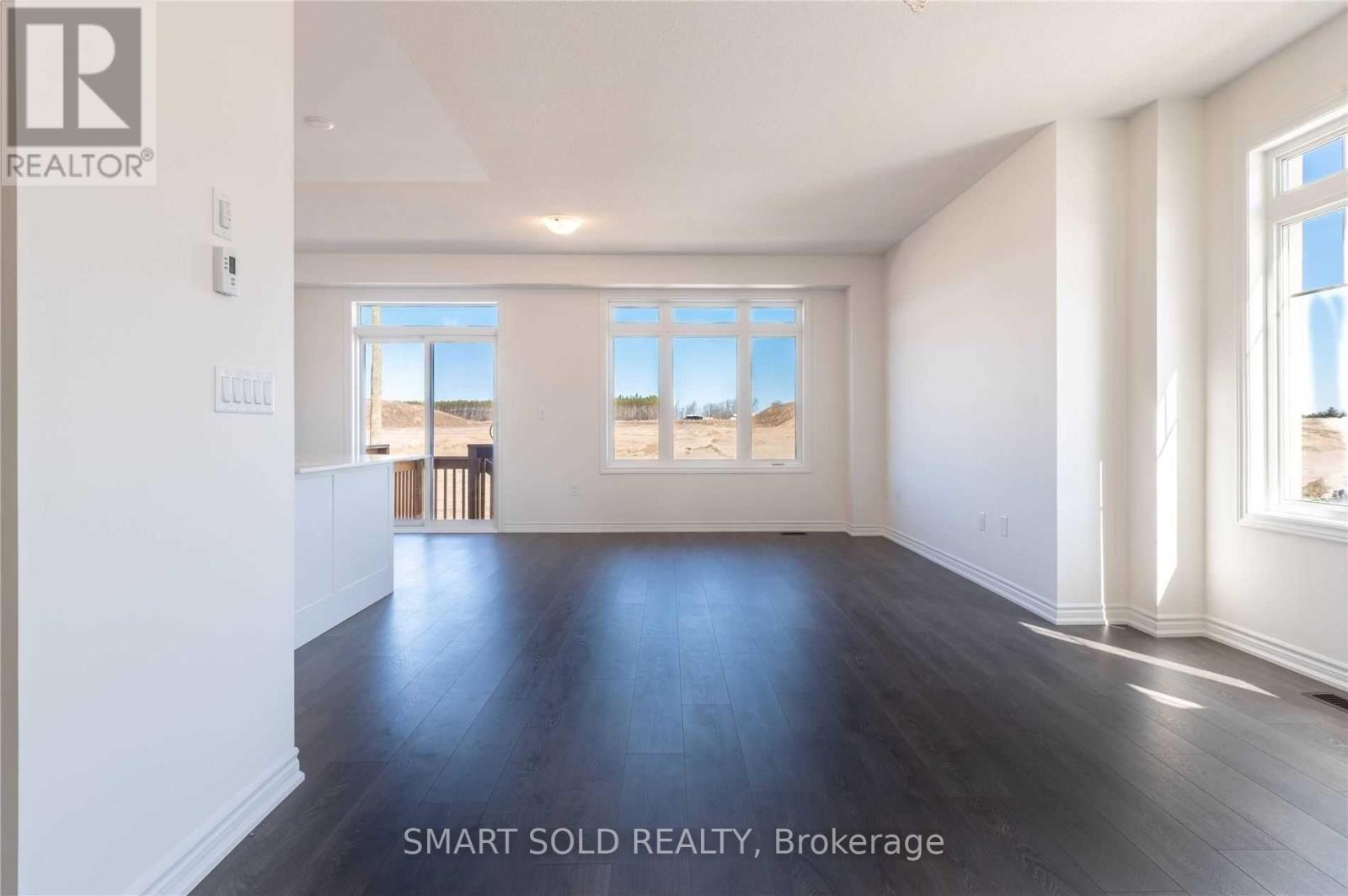 73 Greer Street, Barrie (Painswick South), Ontario  L9J 0R5 - Photo 3 - S12845084