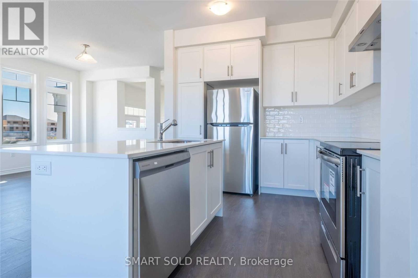 73 Greer Street, Barrie (Painswick South), Ontario  L9J 0R5 - Photo 9 - S12845084