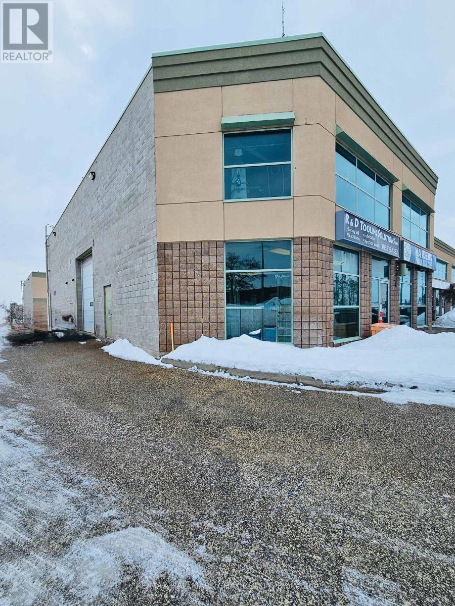 1 - 141 Welham Road, Barrie, Ontario  L4N 8Y3 - Photo 2 - S12845104