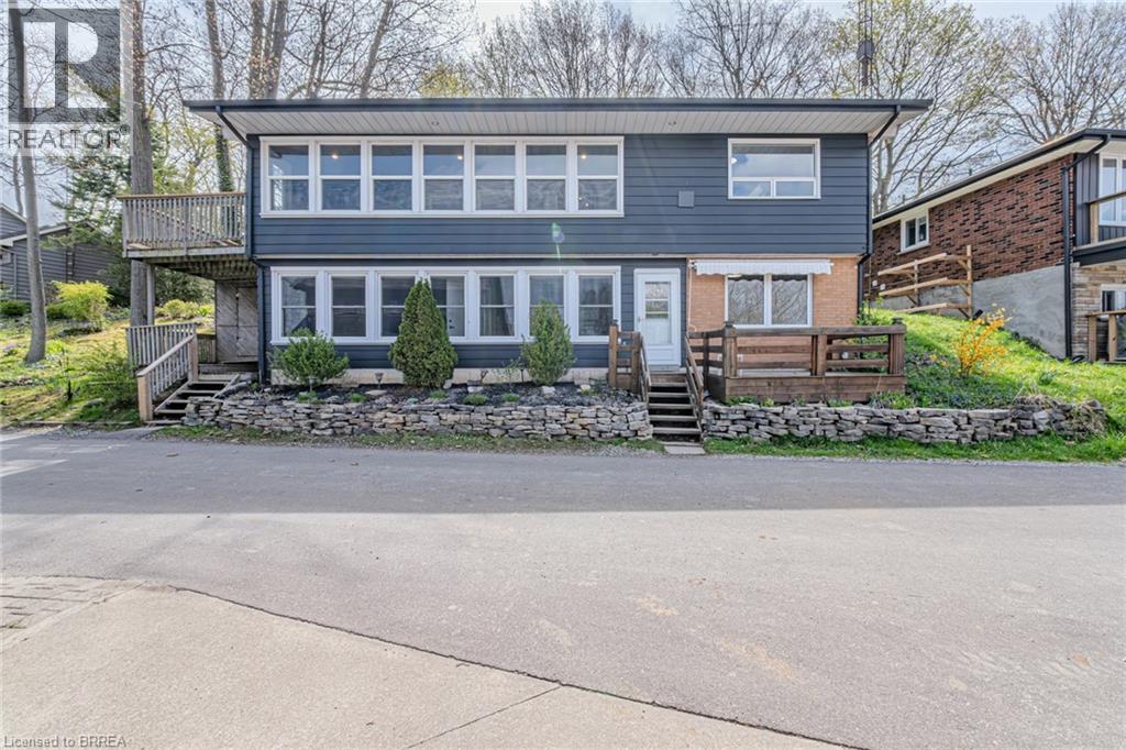 54 GRAND Street, Port Dover, Ontario