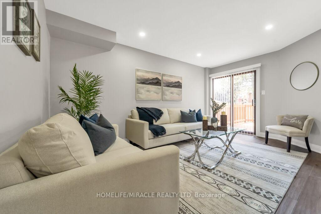 Upper - 57 Lord Simcoe Drive, Brampton, Ontario  L6S 5G7 - Photo 10 - W12845000