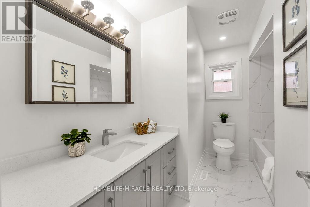 Upper - 57 Lord Simcoe Drive, Brampton, Ontario  L6S 5G7 - Photo 26 - W12845000