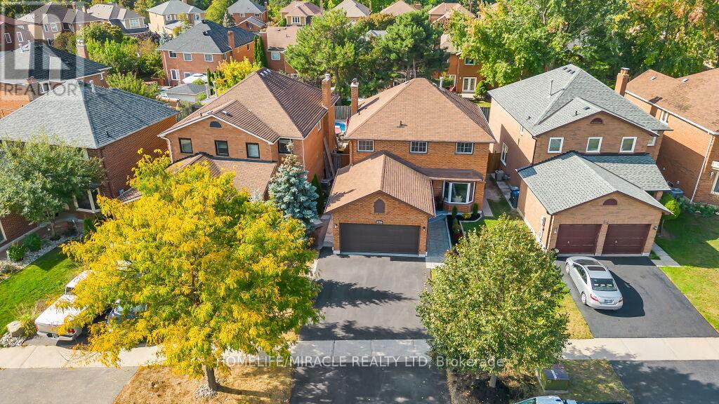 Upper - 57 Lord Simcoe Drive, Brampton, Ontario  L6S 5G7 - Photo 5 - W12845000