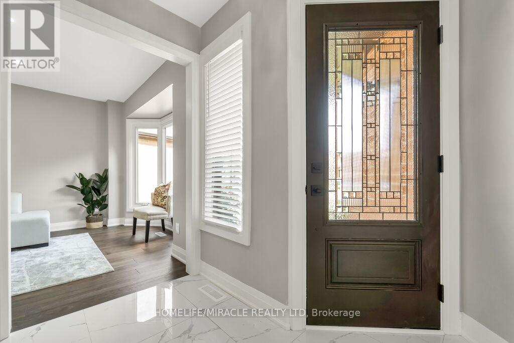 Upper - 57 Lord Simcoe Drive, Brampton, Ontario  L6S 5G7 - Photo 8 - W12845000