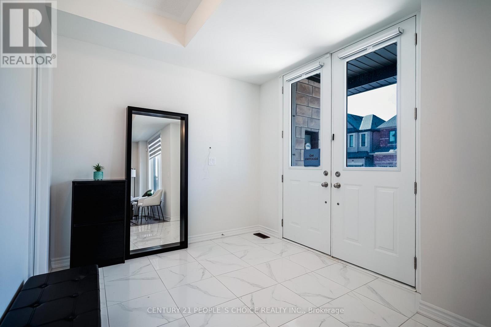 41 Minnock Street W, Caledon, Ontario  L7C 4K9 - Photo 5 - W12845002