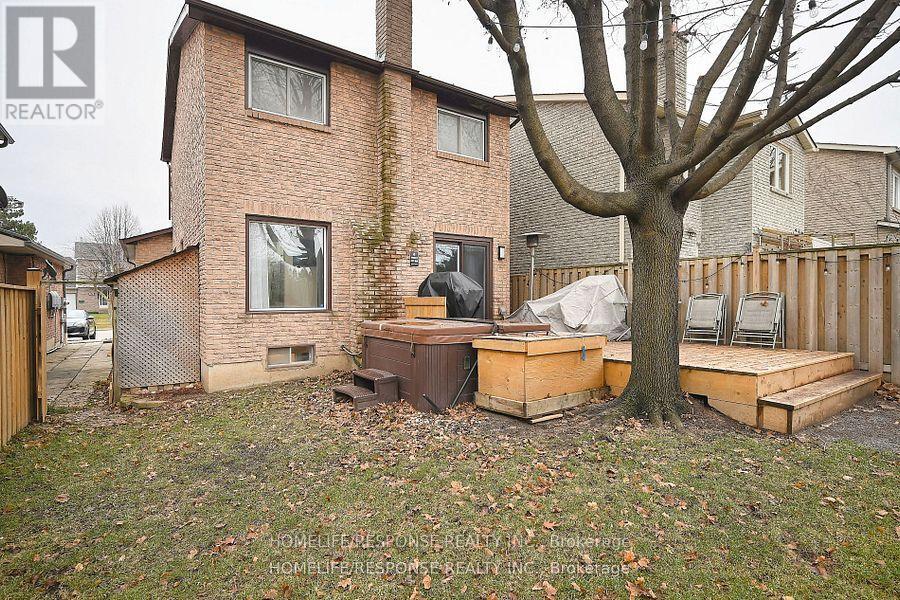 Upper - 2617 Treviso Court, Mississauga, Ontario  L5N 2T3 - Photo 36 - W12845124