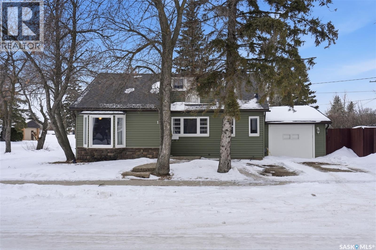 119 1st STREET E, langham, Saskatchewan