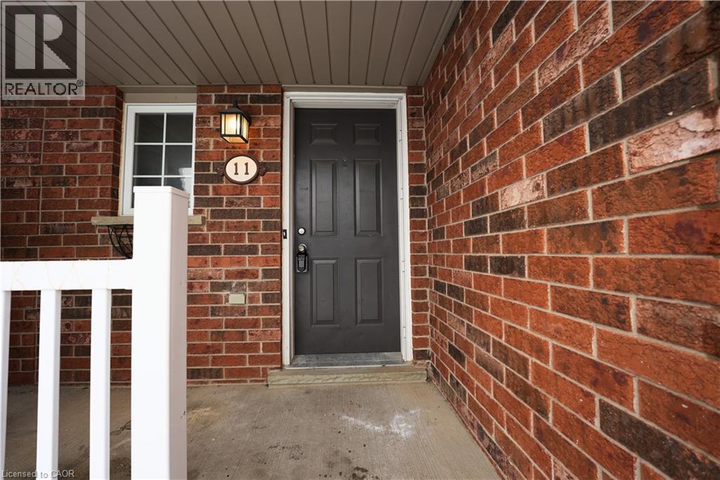 11 Lemonbalm Street, Kitchener, Ontario  N2E 3V9 - Photo 5 - 40806707
