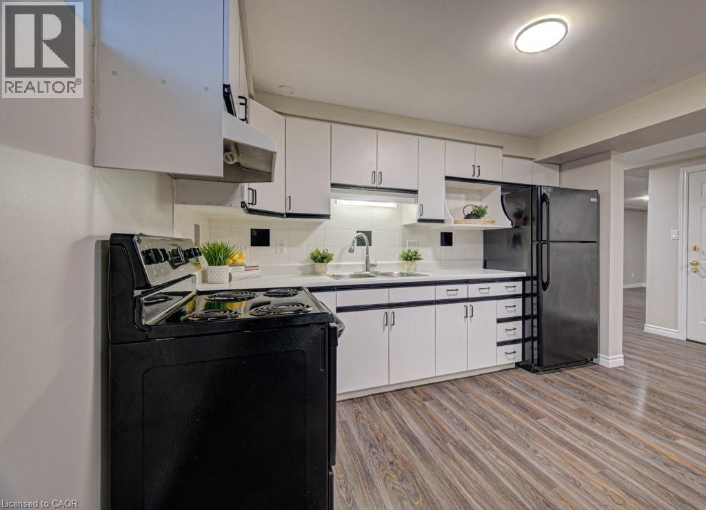 15 Santa Maria Drive Unit# Lower, Cambridge, Ontario  N1R 7Z5 - Photo 5 - 40808528