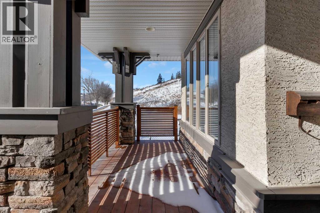 95 Discovery Ridge Boulevard Sw, Calgary, Alberta  T3H 4Y2 - Photo 49 - A2289203