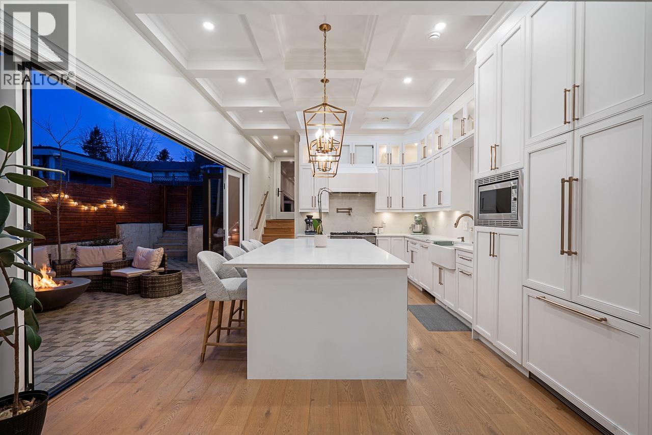 1407 Sixth Avenue, New Westminster, British Columbia  V3M 2C5 - Photo 12 - R3095546