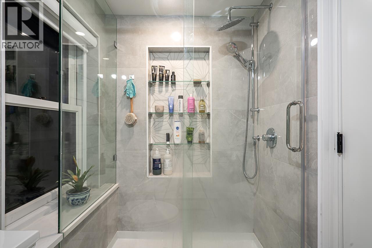 1407 Sixth Avenue, New Westminster, British Columbia  V3M 2C5 - Photo 19 - R3095546