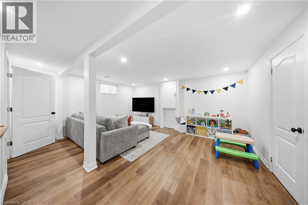 70 Athenia Drive, Hamilton, Ontario  L8J 1S8 - Photo 32 - 40809490