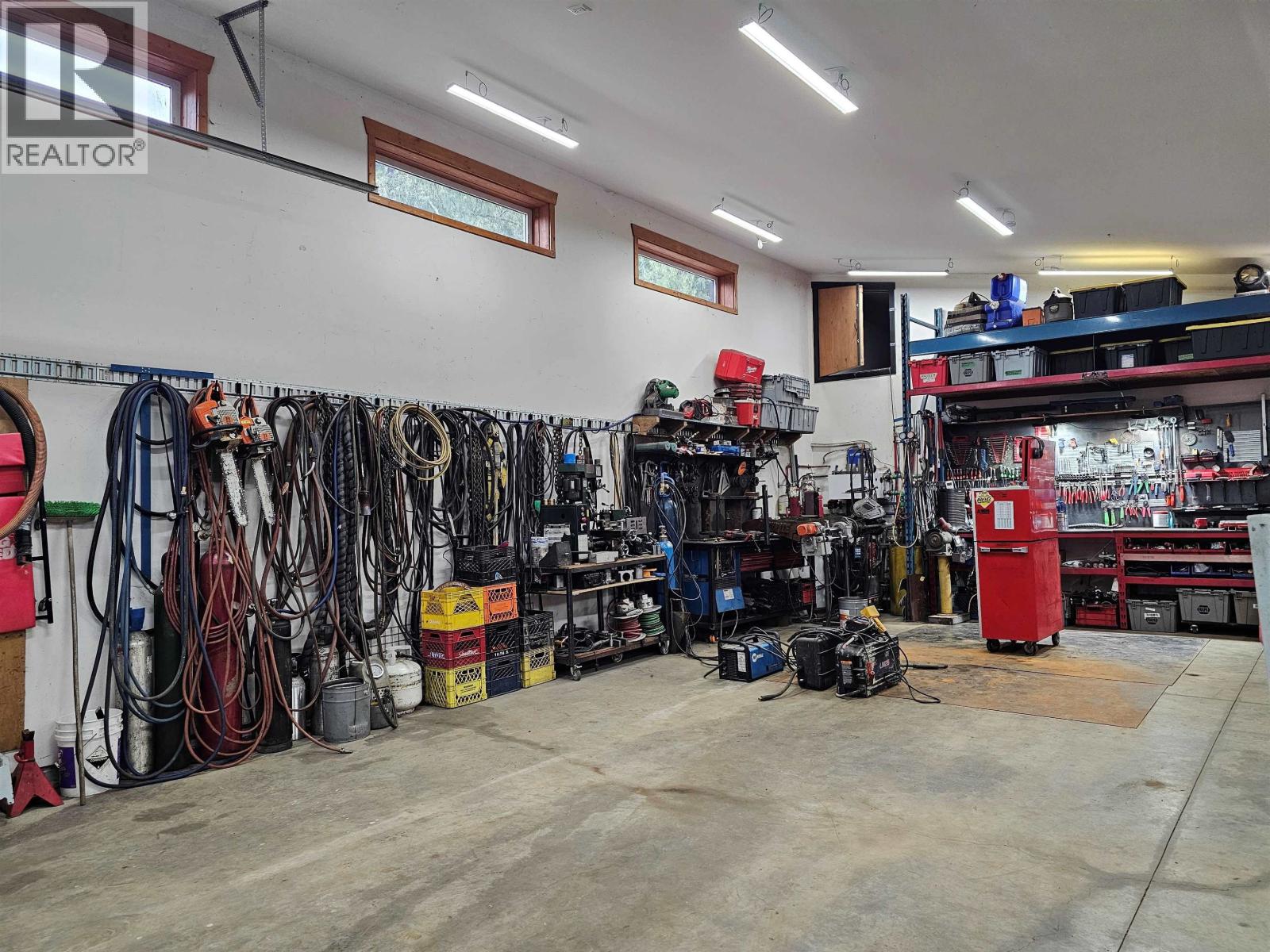 3070 Midnight Way, Squamish, British Columbia  V0N 1T0 - Photo 9 - R3094446