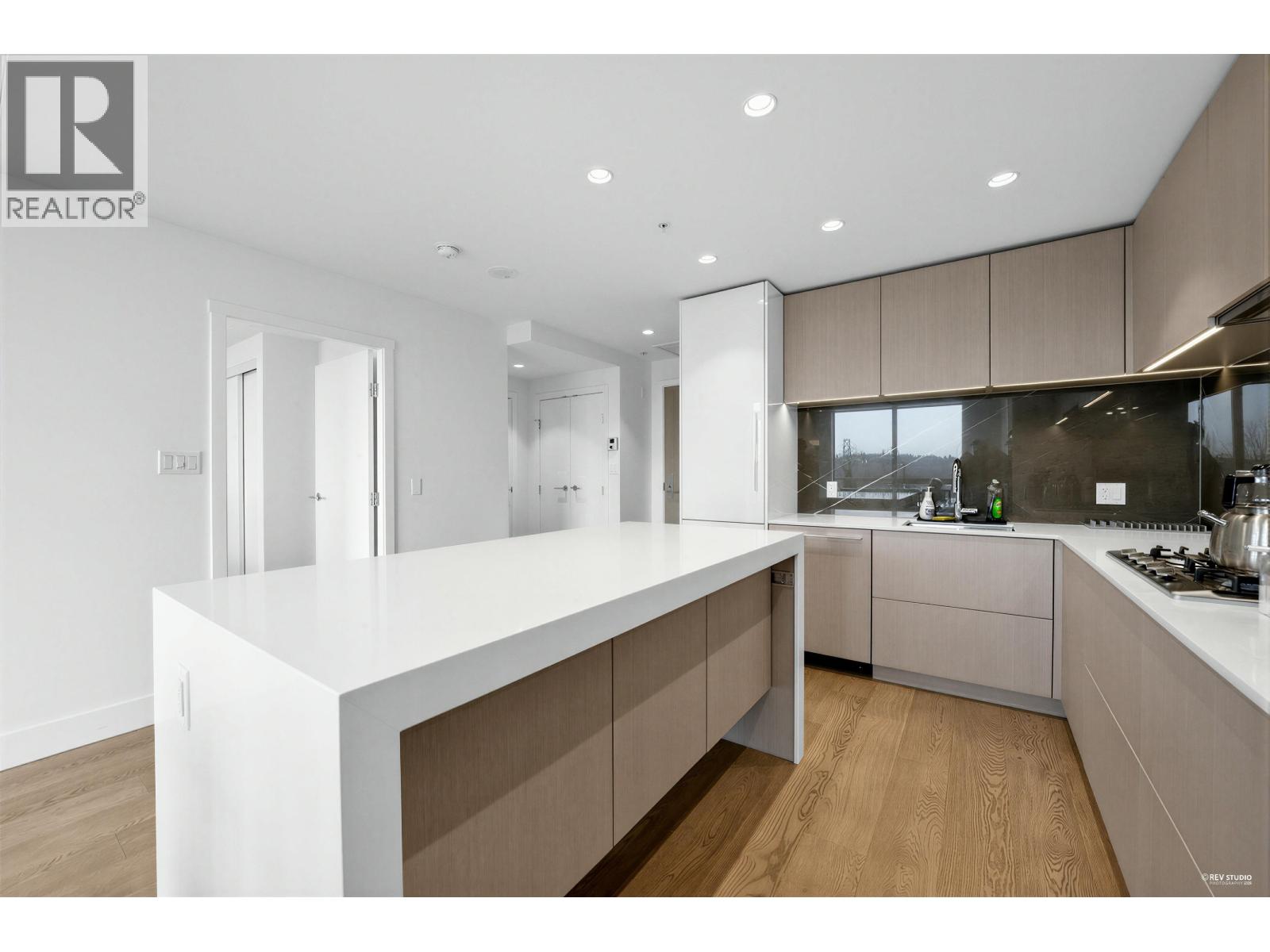 505 1675 Lions Gate Lane, North Vancouver, British Columbia  V7P 3B4 - Photo 7 - R3085879