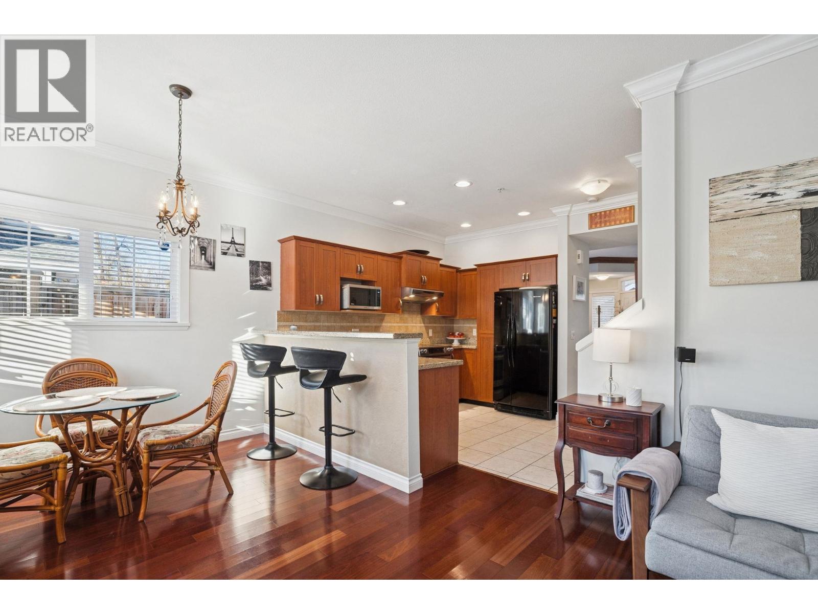 210 3000 Riverbend Drive, Coquitlam, British Columbia  V3C 6R1 - Photo 7 - R3095984