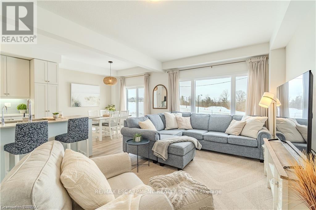 58 Gort Avenue, Brant, Ontario  N3L 0N9 - Photo 12 - X12845014