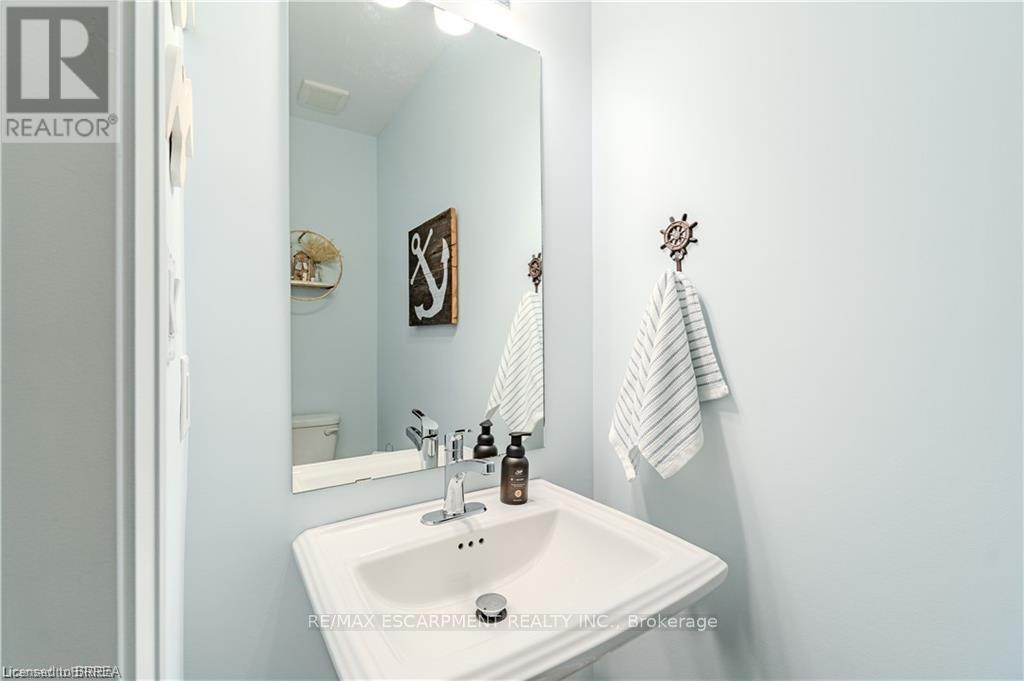 58 Gort Avenue, Brant, Ontario  N3L 0N9 - Photo 29 - X12845014