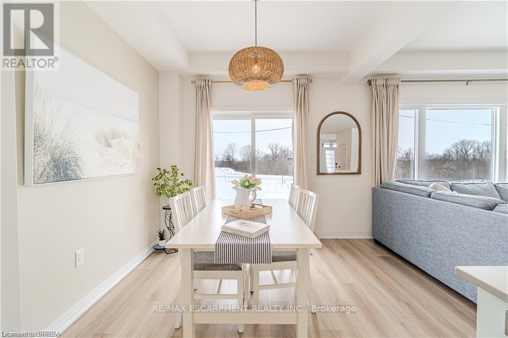 58 Gort Avenue, Brant, Ontario  N3L 0N9 - Photo 8 - X12845014