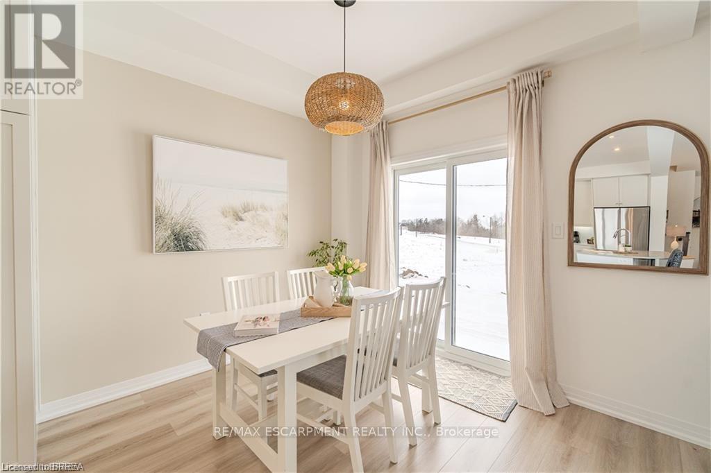 58 Gort Avenue, Brant, Ontario  N3L 0N9 - Photo 9 - X12845014