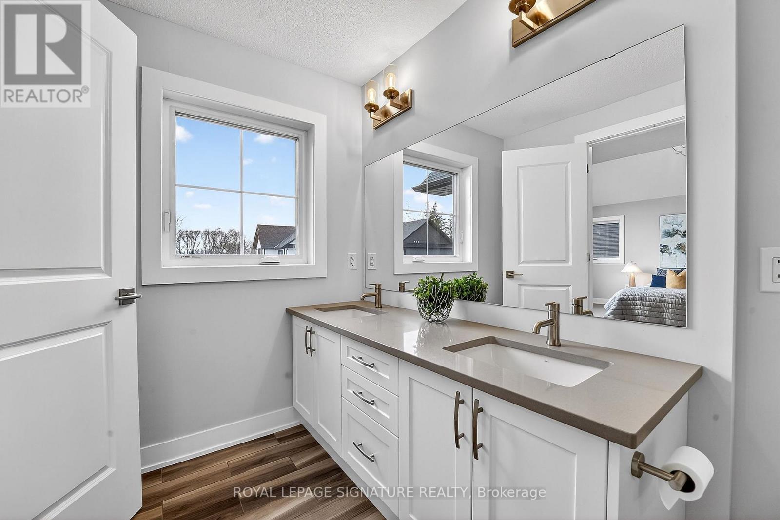 16 - 297 Whiting Street, Ingersoll, Ontario  N5C 3W5 - Photo 38 - X12845028