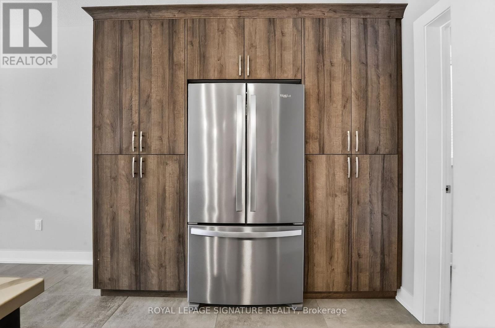 16 - 297 Whiting Street, Ingersoll, Ontario  N5C 3W5 - Photo 8 - X12845028