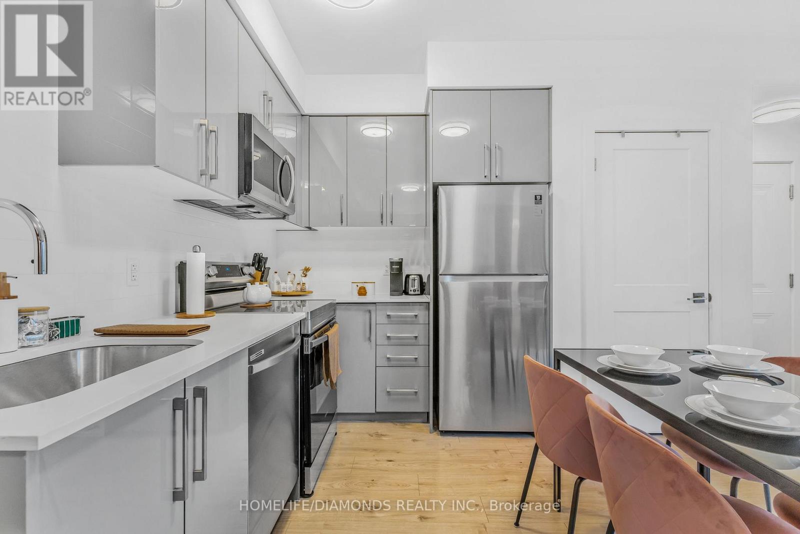 203 - 6065 Mcleod Road, Niagara Falls, Ontario L2G 0Z7 - Photo 33 - X12845056