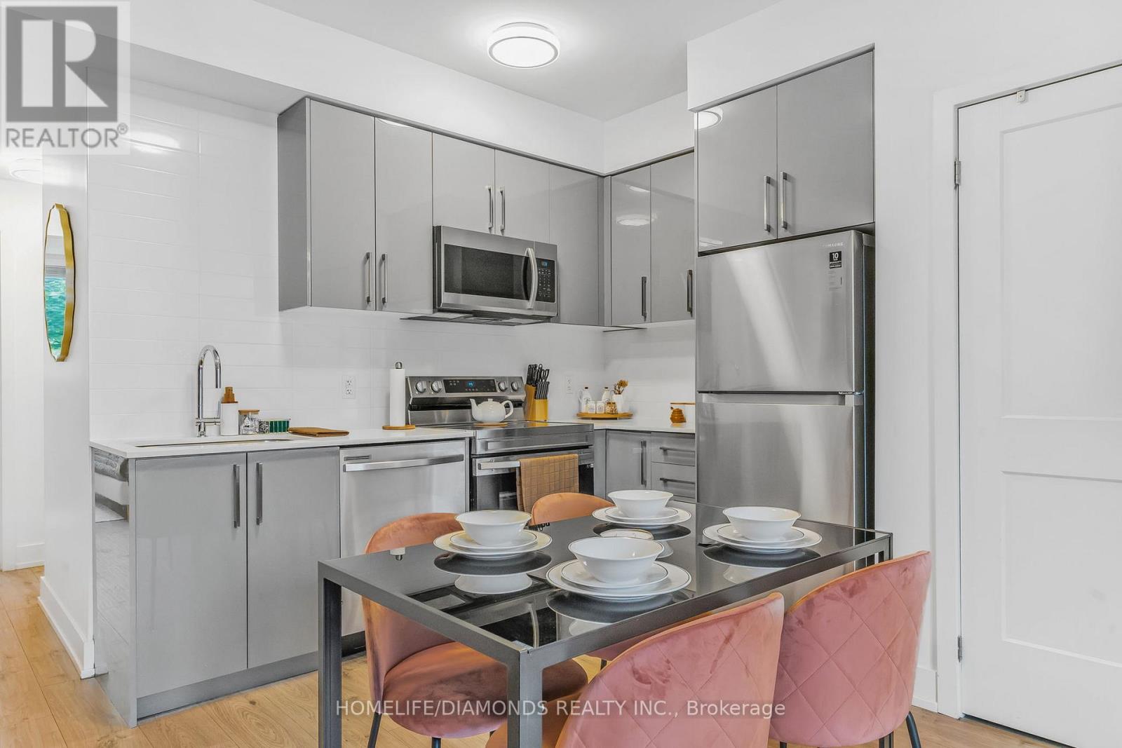 203 - 6065 Mcleod Road, Niagara Falls, Ontario L2G 0Z7 - Photo 37 - X12845056