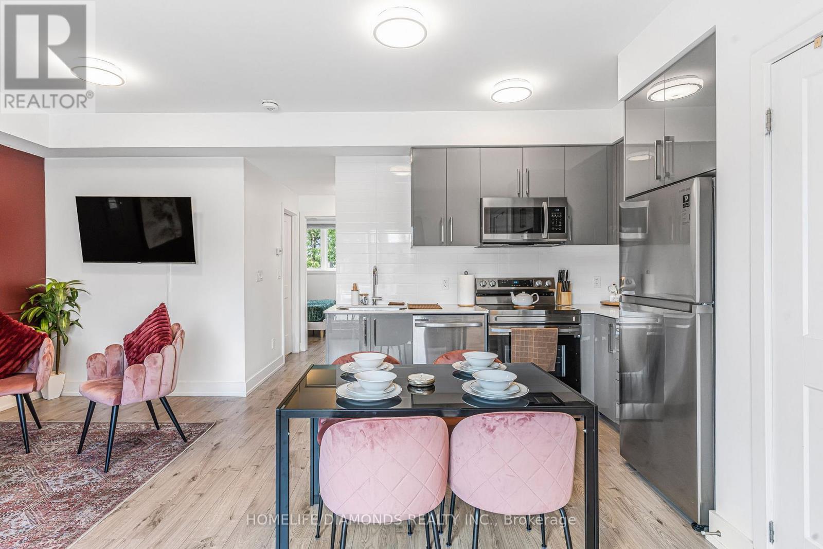 203 - 6065 Mcleod Road, Niagara Falls, Ontario L2G 0Z7 - Photo 6 - X12845056