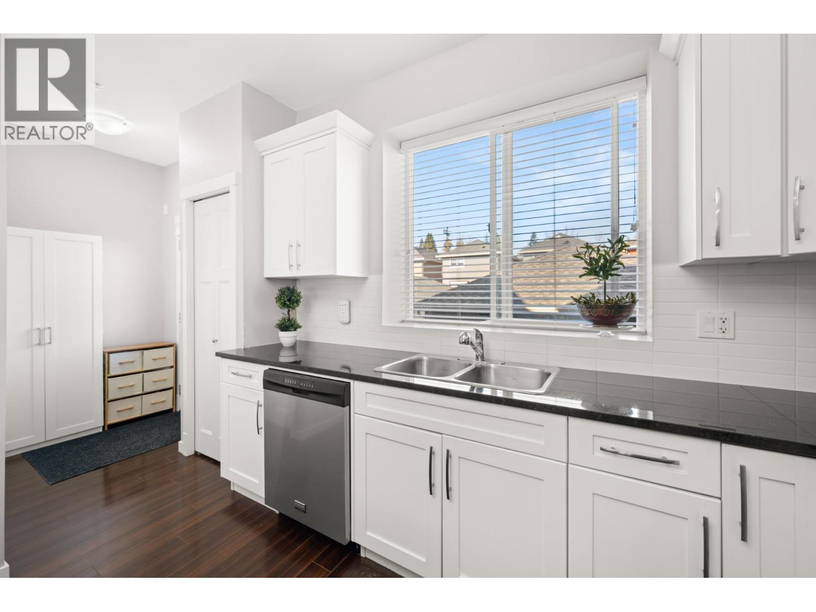 24235 102 Avenue, Maple Ridge, British Columbia  V2W 1X8 - Photo 13 - R3095208