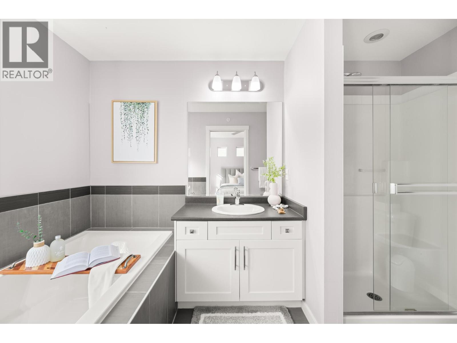 24235 102 Avenue, Maple Ridge, British Columbia  V2W 1X8 - Photo 19 - R3095208