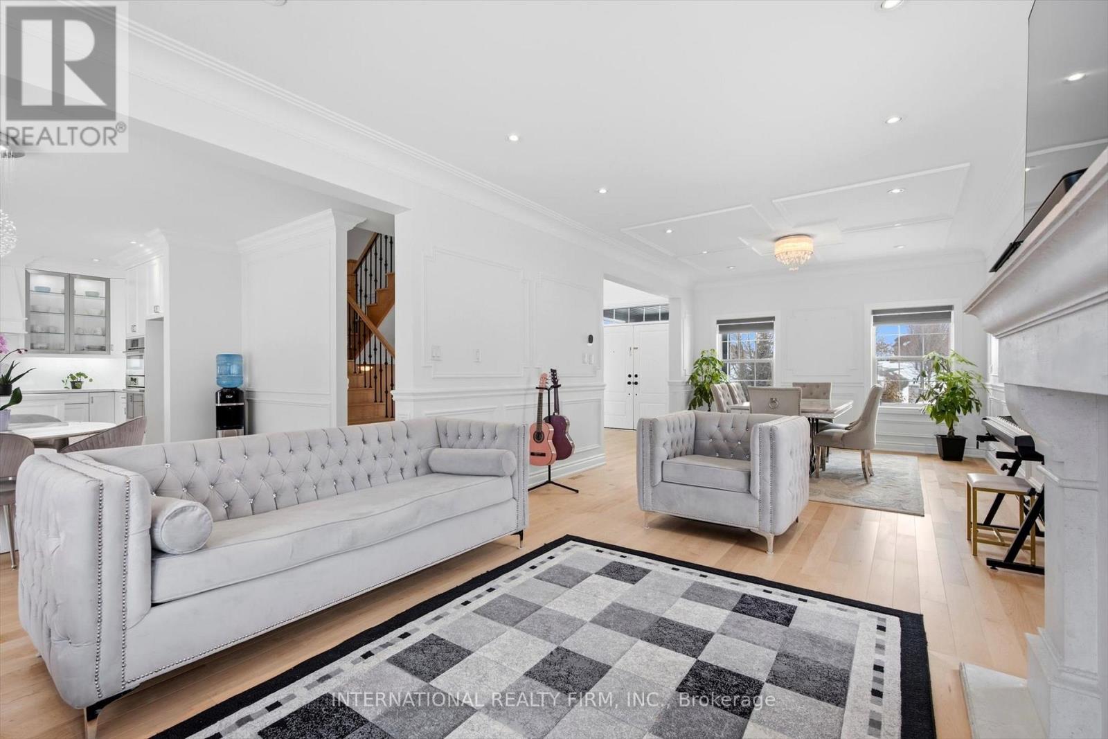 130 Andrews Drive, Bradford West Gwillimbury, Ontario  L0G 1A0 - Photo 11 - N12837738